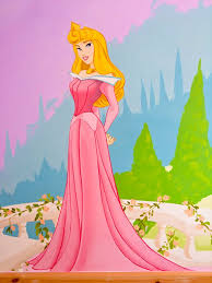 They both seem like strong independent women though :). Disney Princess Bedroom Mural Muurschildering Doornroosje