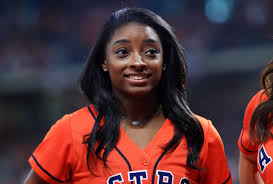 Photographed by annie leibovitz, vogue, august. See Simone Biles Flaunt Her Toned Figure For Vogue Magazine Photos