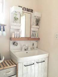 100均リメイクシートと木で洗面台をナチュラルに 洗面所 インテリア 100均 リメイクシート 100均 インテリア 収納