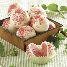 Dress them up for valentine's day with colorful confetti sprinkles and heart quins. Over 25 Recipes Using Strawberry Cake Mix