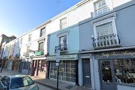 It's brimming with fashionable restaurants. Die Notting Hill Bridget Jones Love Actually Und Four Weddings Tour Durch London 2021 Tiefpreisgarantie