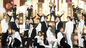 Nct, treasure, tomorrow x together, got7, ateez, seventeen, mamamoo, twice, bts, blackpink. Seventeen Left Right Home Run Performance 2020 Mama Award Ceremony Youtube