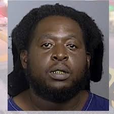 Undercover detective describes drug deal in suspect's car