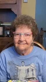 Penny Peters's Instagram, Twitter & Facebook