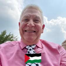 It's not life's job to make me happy. It's my job to find the joy in life  by observing and appreciating the small wonders and everyday miracles that  are all around me,