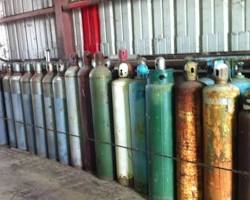 Image of Incorrect way to store a gas cylinder