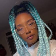 Alisha Rios's Instagram, Twitter & Facebook