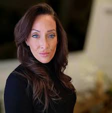 You know it's true love when he ends his hunting day to come gut and drag  your deer for you ❤️😂