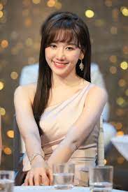 Tổng hợp tin tức, hình ảnh video clip của hari won được cập nhật nhanh 24h hôm nay. Hari Won Cried After Being Criticized By Tran Thanh And The Seahorse Association For Taking 360 Degree Photos Dead Understanding The Problem Carefully