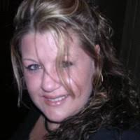 Stephanie Hackworth's Instagram, Twitter & Facebook