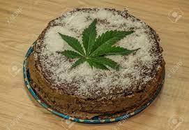 Investor ideas potcasts #597, cannabis news and stocks on… aug 18, 2021 medpodd.com is a startup company that provides information and merchandise for those who believe in cbd. Schokoladen Marihuana Kuchen Mit Marihuana Grunbutter Lizenzfreie Fotos Bilder Und Stock Fotografie Image 73569937