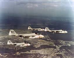A 6a Intruders Vma Aw 224 Bengals In Flight Near Mcas Cherry Point 5 9 1967 In 2020 Usmc Marines Intruders