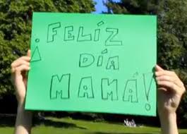 Free mother's day song videos and mother's day songs and rhymes with lyrics for multiple ages. Mother S Day Song In Spanish Feliz Dia Mama By Mariana Iranzi Spanish Playground