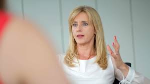 Das embryonenschutzgesetz aus dem jahr 1990 sei längst. Kritik An Notstandsgesetz In Ungarn Fdp Politikerin Renata Alt Zu Ungarn Orban Macht Die Eu Lacherlich Sudwest Presse Online