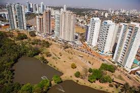 Shows how much people think the problem in their community are property crimes (home broken, car theft, etc.), violent crimes (being mugged or robbed, being attacked or insulted), corruption and other crimes. Goias Visit Brasil