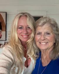 Carolyn Baize's Instagram, Twitter & Facebook