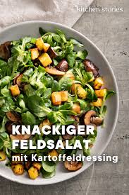 Feldsalat Mit Kartoffeldressing In 2020 Lebensmittel Essen Nahrstoffreiche Rezepte Feldsalat