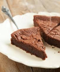 Gateau Tres Rapide Au Yaourt Et Au Chocolat Recette Gateau Chocolat Facile Recette Gateau Chocolat Recette Gateau