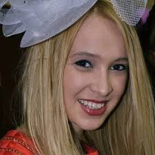 Chloe Anderson (@ChloeAn65950857)