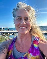 Julie Eby's Instagram, Twitter & Facebook