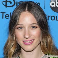 A Strong Case for Bubblegum-Pink Lipstick