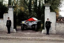 Mort du général de gaulle by jean mauriac, unknown edition last edited by open library bot. Macron Lundi A Colombey 50 Ans Apres La Mort De De Gaulle