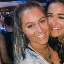 Emily Zona's Instagram, Twitter & Facebook