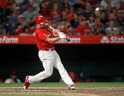 Albert pujols and his wife. Albert Pujols Hard Work Brings Him To The Brink Of 3 000 Hits The Star