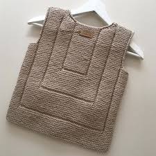 6 446 Begenme 147 Yorum Instagram Da Zumrut Zumruet Ters Yuz Erkek Yelek Ip Schachenmayr Bravo Knitted Baby Clothes Baby Sweaters Crochet Baby