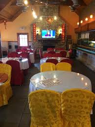 East Pearl Seafood Restaurant In Duluth Is In A Chalet Style Structure With Wooden Ceilings A Olive Garden Italian Restaurant Olive Gardens Atlanta Restaurants