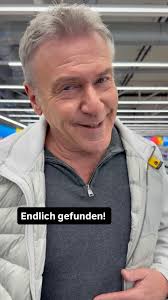 Wie und wo bekommt man die Bücher von James und mir gemeinsam signiert?  📍Bis Donnerstag, 21. August 2025 könnt ihr noch euer Exemplar mit  Wunschsignatur in der Buchhandlung @drachenwinkel vorbestellen. Sendet dazu