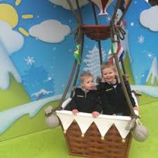 Sticky footer with fixed navbar. Willem Groeneveld Willem Tamara Twitter