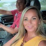 Holly Brownell's Instagram, Twitter & Facebook