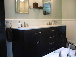 Amazing gallery of interior design and decorating ideas of bathroom chair rail in bedrooms, dining rooms, bathrooms, entrances/foyers by elite interior designers. American Beadboard Gallery