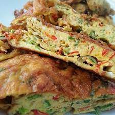 Resep sarapan praktis, yuk bikin fritata dadar telur kentang Resep Telur Dadar Padang Tebal Asli Khas Minang Dan Tips Membuatnya