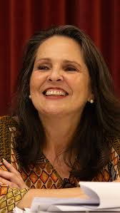 Shake my hand in character... But make it the Laughs in Spanish crew🌻🖌  @santafeplayhouse @aiamontoya @jjessjess @marcsinoway @lamartos #theatre  #laughsinspanish #santafeplayhouse #shakemyhandincharacter