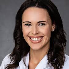 Allison Willard's Instagram, Twitter & Facebook