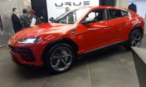 Bisa beli kerupuk satu abad kali ya gan. Lamborghini Urus Sport Suv Pertama Di Dunia Autos Id