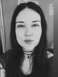 EstrenoBiscuitbatik 🎧 • El ruido de mi cuarto (@elruidode_micuarto)  presenta “Nostálgica”, un EP donde los recuerdos toman forma sonora 🔊 El  ruido de mi cuarto nació como una extensión íntima de esas