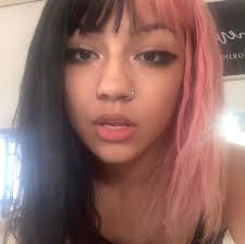 Amara Rose (@lonelygrrl) • Facebook, Connect with friends