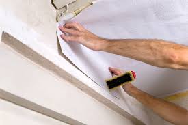 Decke Tapezieren So Tapezieren Sie Ihre Zimmerdecke Richtig