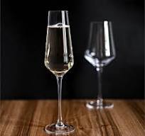 China Customized Clear Champagne Flute Glass Manufacturers ...