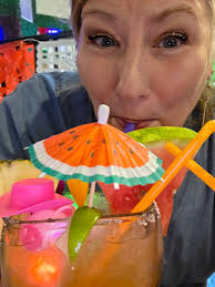 What is the best Mexican restaurant with a great atmosphere in Columbus,  Ohio?