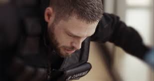 So I got a very short scene I want to film. This is going to be very very  short so non pay. Like 2 minutes possibly. It doesn't have a name yet.