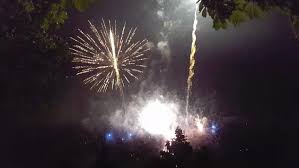 Maybe you would like to learn more about one of these? Trockenheit Stetten Verbietet 1 August Feuerwerk Grosse Waldbrandgefahr Im Uerken Und Suhrental