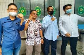 Pendaftaran dilakukan secara online melalui sscasn.bkn.go.id mulai 1 hingga 21. 27 Bulan Tak Digaji Sidang Eksekusi Malah Ungkap Gaji Sapari Nihil Kantor Berita Buruh