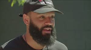 Politiet: Kjendiskokk Justin Sutherland arrestert for å ha brutt  besøksforbud : r/TwinCities