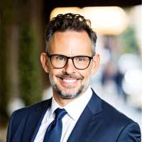 Robert Mumby's Instagram, Twitter & Facebook