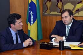 O presidente da câmara, rodrigo maia, caiu no choro algumas vezes enquanto fazia seu discurso de despedida. Por Que Rodrigo Maia Subiu O Tom Contra Moro
