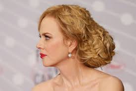 Look, Another One-of-a-Kind Hairstyle From Nicole Kidman!